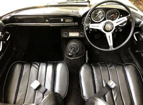 Alfa Romeo 2600 Spider 1964 16471