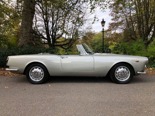 Alfa Romeo 2600 Spider 1964 16473