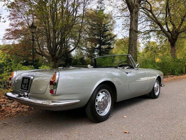 Alfa Romeo 2600 Spider 1964 16476