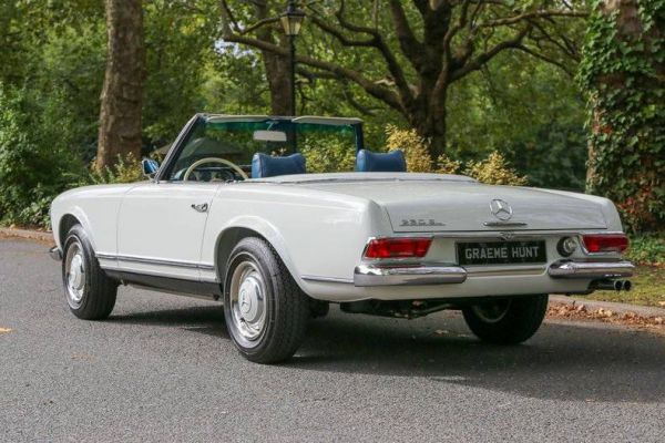 Mercedes-Benz 230 SL 1965 16770