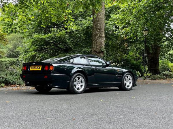 Aston Martin V8 Vantage V550 1998 70205