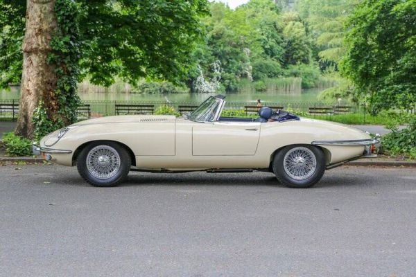 Jaguar E-Type 1969 77258