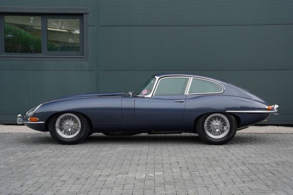 Jaguar E-Type 4.2 1965 26027