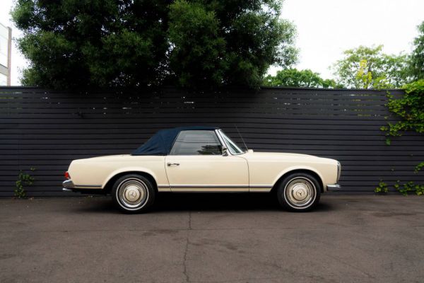 Mercedes-Benz 230 SL 1964 25808