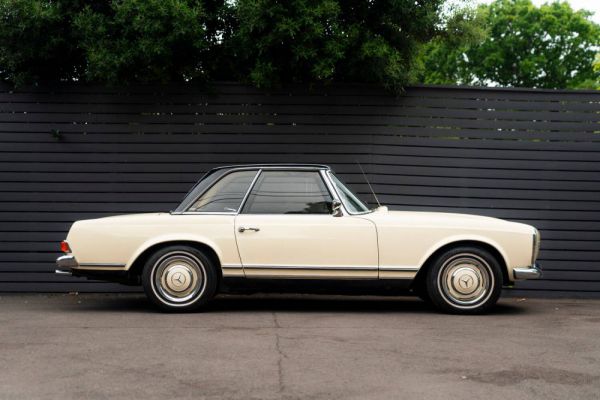 Mercedes-Benz 230 SL 1964 25809