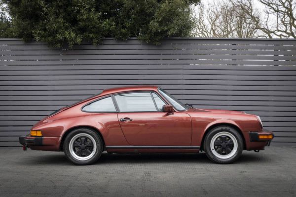 Porsche 911 Carrera 3.2 1984