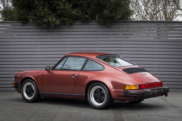 Porsche 911 Carrera 3.2 1984 25867