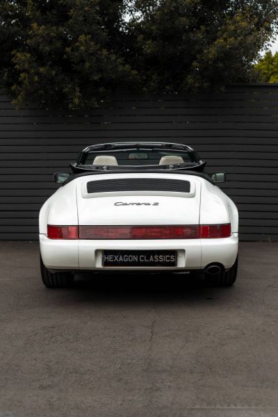 Porsche 911 Carrera 2 1990 25915