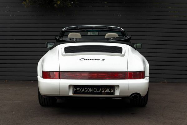 Porsche 911 Carrera 2 1990 25916