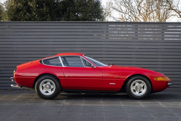 Ferrari 365 GTB/4 Daytona 1972 25937