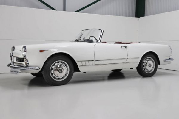 Alfa Romeo 2000 Spider 1960 82071