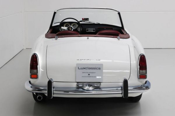 Alfa Romeo 2000 Spider 1960 82074