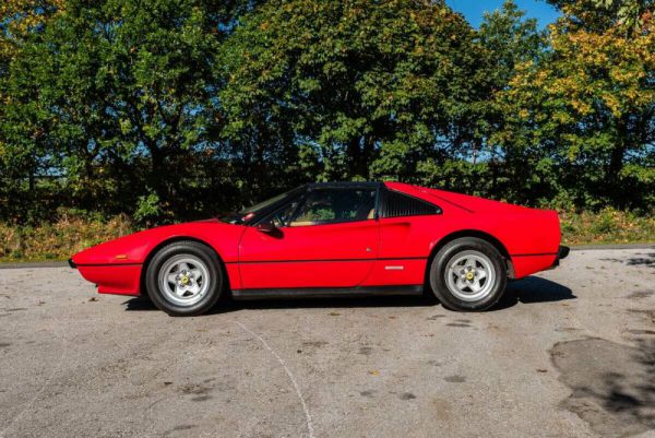 Ferrari 308 GTS Quattrovalvole 1983 69143