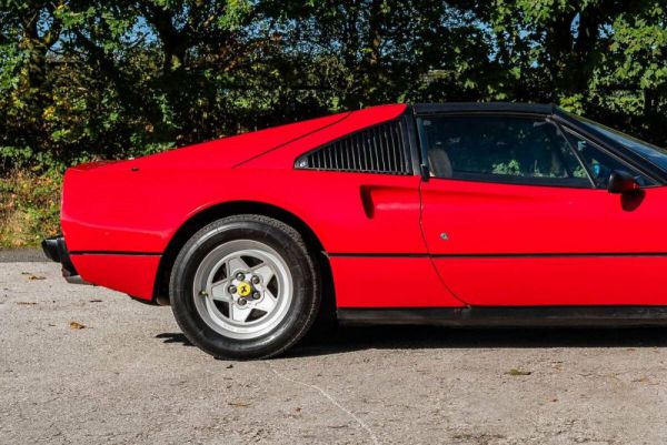 Ferrari 308 GTS Quattrovalvole 1983 69151