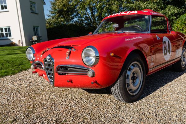 Alfa Romeo Giulia 1600 Spider 1963 97036