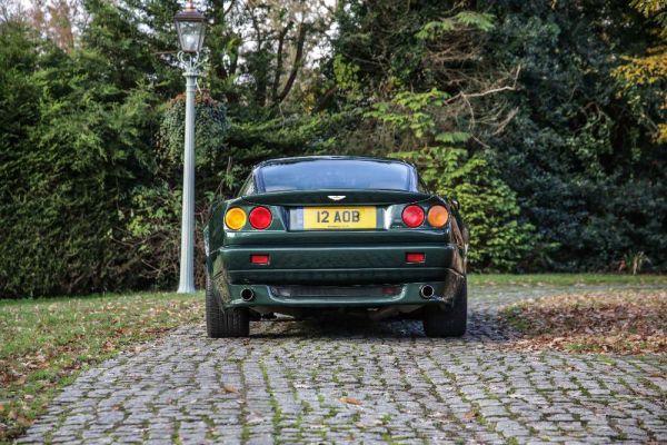 Aston Martin Vantage 1994