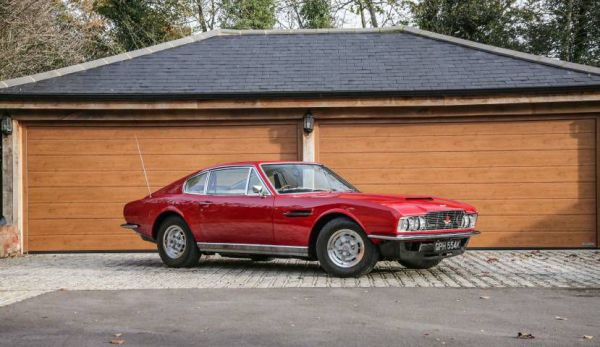 Aston Martin DBS V8 1971