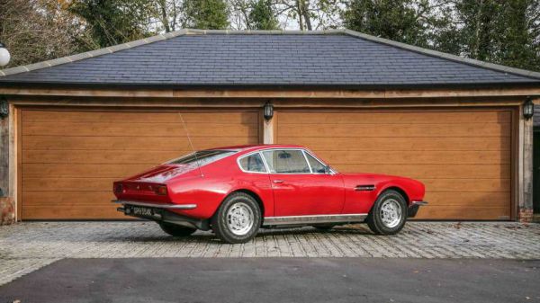 Aston Martin DBS V8 1971 42911