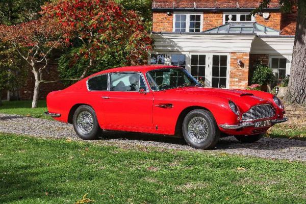 Aston Martin DB 6 Vantage 1965