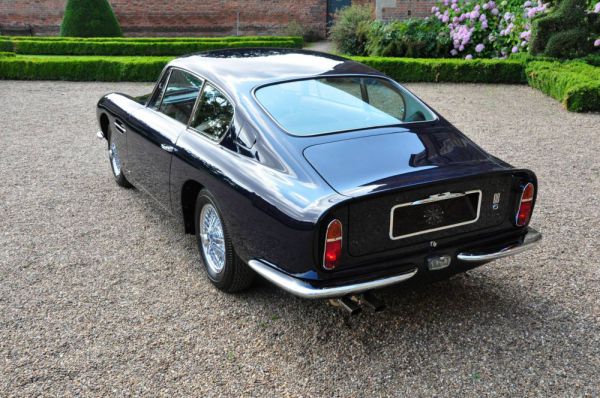 Aston Martin DB 6 1967 42180