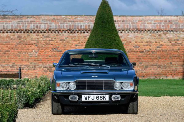 Aston Martin DBS V8 1971 42216