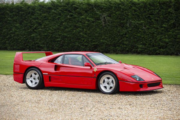 Ferrari F40 1989