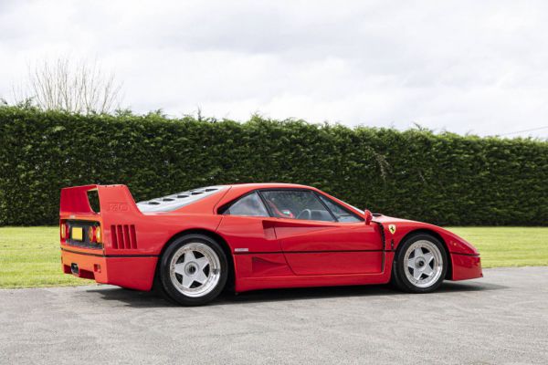 Ferrari F40 1989 50526