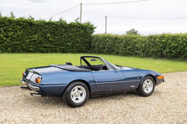 Ferrari 365 GTS/4 Daytona 1971 50543