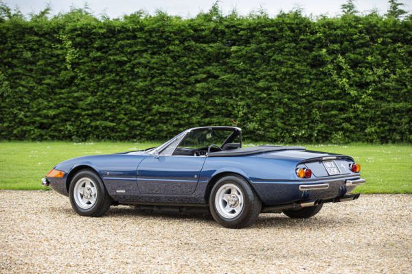 Ferrari 365 GTS/4 Daytona 1971 50545