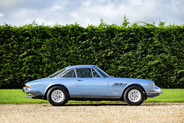 Ferrari 330 GTC 1967 50559