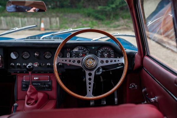 Jaguar E-Type 4.2 1966 56173