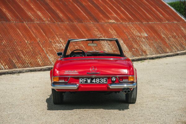 Mercedes-Benz 250 SL 1967 56176