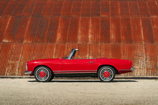 Mercedes-Benz 250 SL 1967 56177