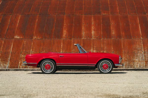 Mercedes-Benz 250 SL 1967 56178