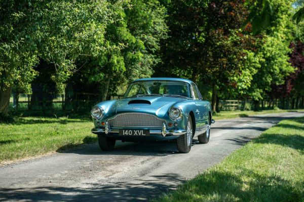 Aston Martin DB 4 1960 2747