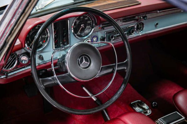 Mercedes-Benz 230 SL 1966 58141