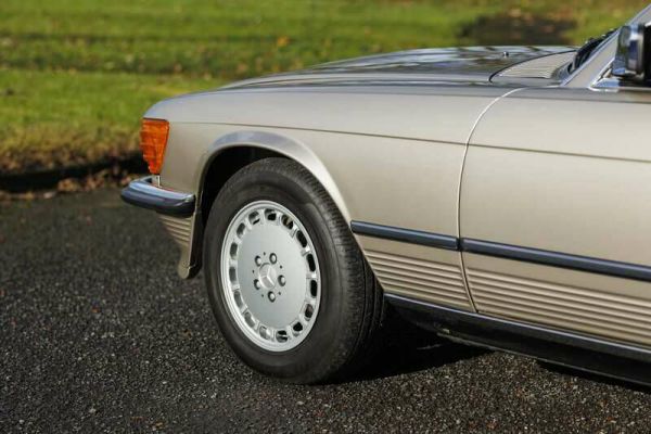 Mercedes-Benz 500 SL 1986 58317