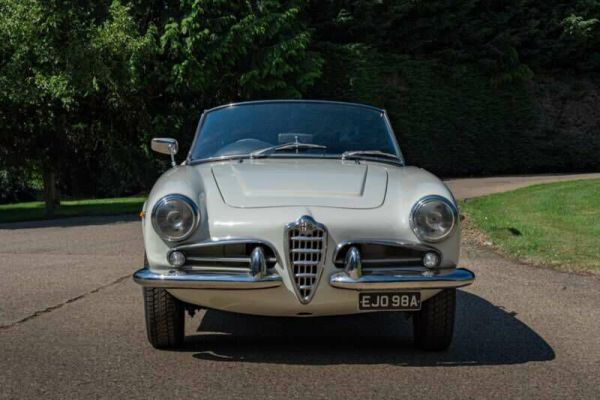 Alfa Romeo Giulia 1600 Spider 1963 59595