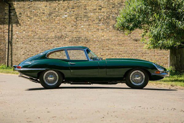 Jaguar E-Type 4.2 1965 61935