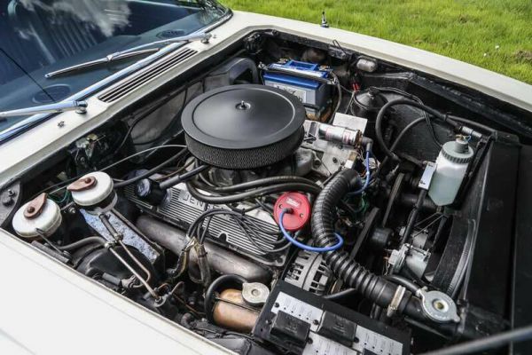 Jensen Interceptor  MK II 1970 61971