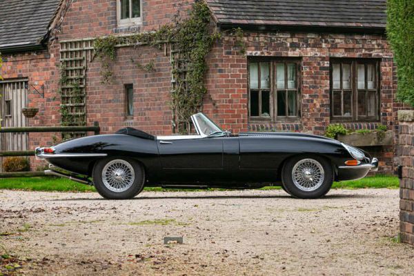 Jaguar E-Type 1967 66951