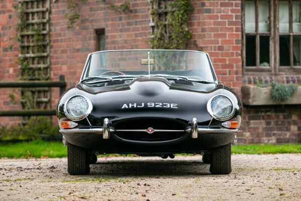 Jaguar E-Type 1967 66952