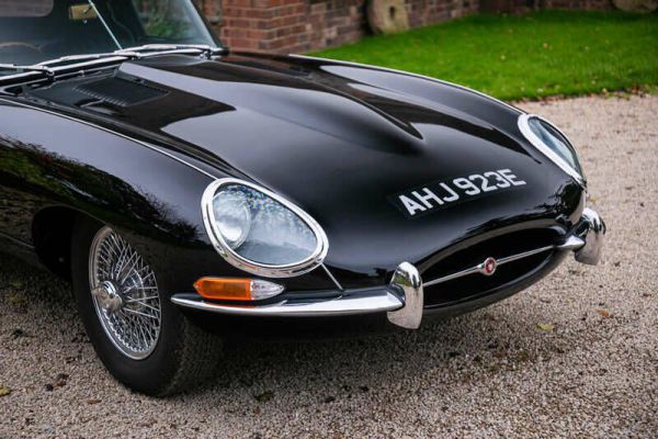 Jaguar E-Type 1967 66954