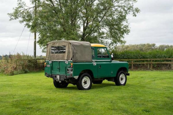 Land Rover 109 1974 68089