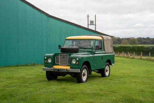 Land Rover 109 1974 68093