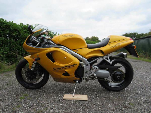 Triumph Daytona T595 1997