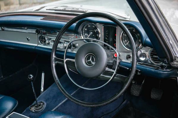 Mercedes-Benz 230 SL 1969 79552