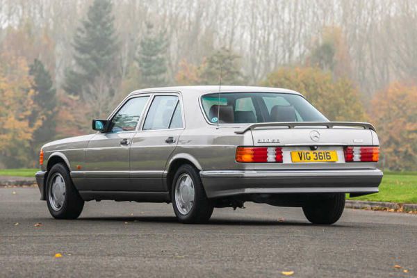 Mercedes-Benz 300 SE 1990 83150