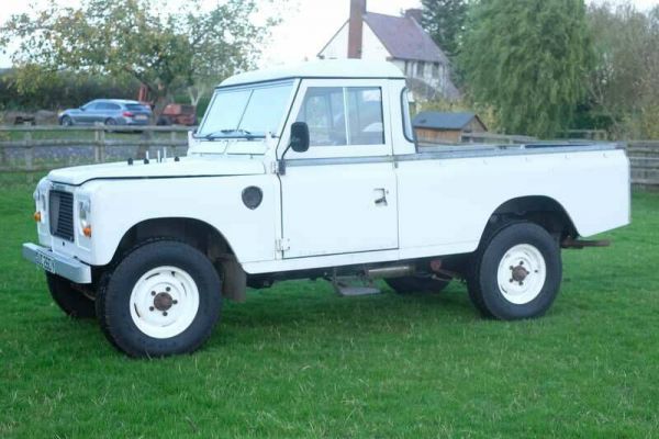 Land Rover 109 1983 83224