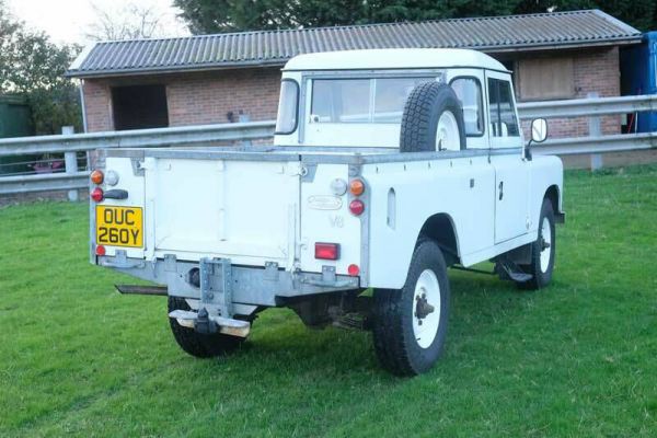 Land Rover 109 1983 83228